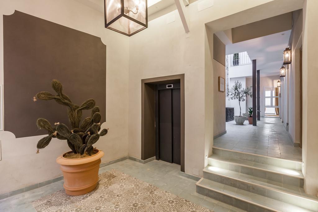 Tomas Ibarra Pool & Luxury Apartment Seville Exterior photo